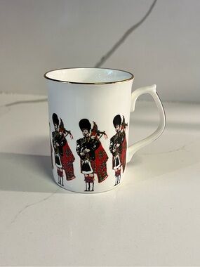 Rare Fenton White Mug with Red Scottish Piper and Gold Trim